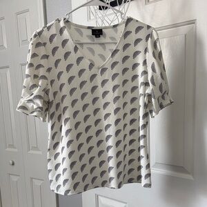 Worthington Black and White Patterned Blouse